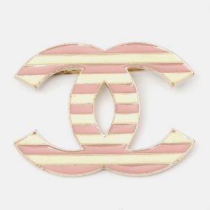 مملوكة مسبقًا Chanel CC Enamel Gold Tone Brooch