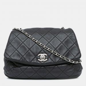 Chanel Black Quilted Calfskin Curvy Flap