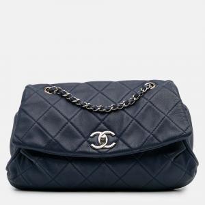 Pre Owned Chanel Navy Blue Quilted Calfskin Curvy Flap