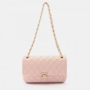 مملوكة مسبقًا حقيبة كتف شانيل ماتلاس بشرة الحمل جلد وردية