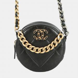 مملوكة مسبقًا Chanel Black Lambskin 19 Round Clutch with Chain