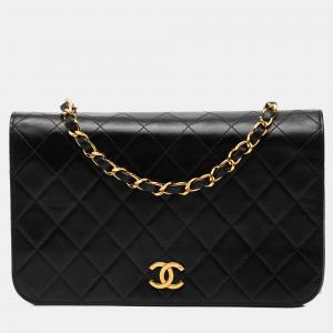 مملوكة مسب قًا Chanel Black CC Quilted Lambskin Full Single Flap