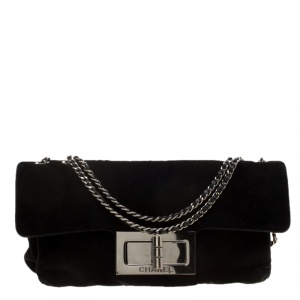 Pre Owned Chanel Black Velvet Giant Reissue Flap Shoulder Bag