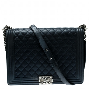 مملوكة مسبقًا Chanel Navy Blue Quilted Leather Large Boy Flap Bag