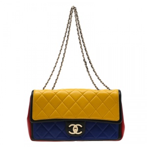 مملوكة مسبقًا Chanel Multicolor Quilted Leather Medium Graphic Flap Bag