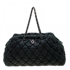 مملوكة مسبقًا Chanel Green Quilted Bubble Leather Bowler Bag