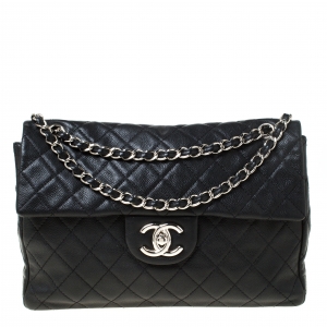 Pre Owned Chanel Black Quilted Caviar Leather Maxi Classic Single Flap Bag