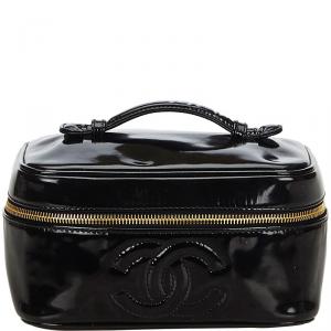 Pre Owned Chanel Black Patent Leather CC Vanity Bag
