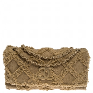 Pre Owned Chanel Beige Diamond Stitch Tweed Maxi Nature Flap Bag                  