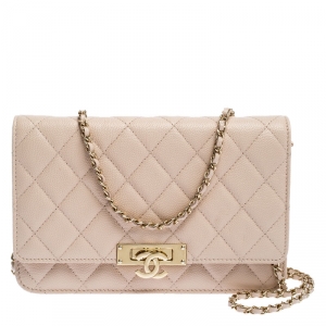 مملوكة مسبقًا Chanel Beige Quilted Leather Golden Class WOC Chain Bag