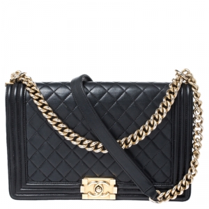 مملوكة مسبقًا Chanel Black Quilted Leather New Medium Boy Flap Bag