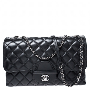 Pre Owned Chanel Black Quilted Leather Single Flap Bag