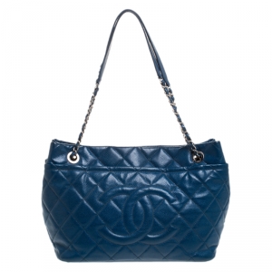 مملوكة مسبقًا Chanel Blue Quilted Leather Timeless CC Shopper Tote