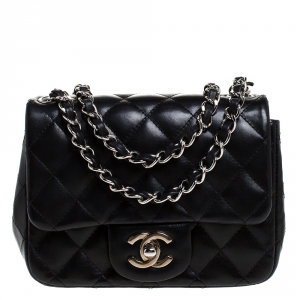 Pre Owned Chanel Black Quilted Leather Mini Classic Flap Bag