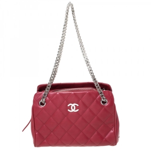 Pre Owned Chanel Red Quilted Leather CC Chain Bag