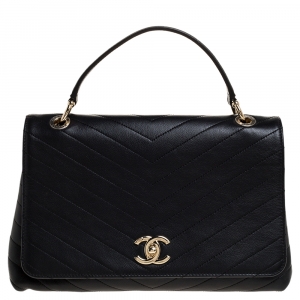 Pre Owned Chanel Black Chevron Leather Medium Chic Flap Bag