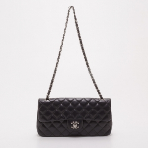 Pre Owned Chanel Black Quilted East West Flap Bag