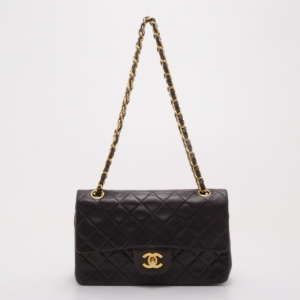 Pre Owned Chanel Vintage Black Lambskin Medium Flap Bag 