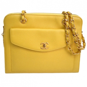 مملوكة مسبقًا Chanel Yellow Caviar Shoulder Bag