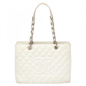 مملوكة مسبقًا Chanel White Quilted Caviar Leather Grand Shopper Tote