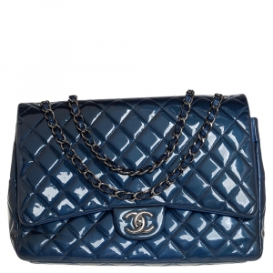 مملوكة مسبقًا Chanel Blue Quilted Patent Leather Maxi Classic Double Flap Bag
