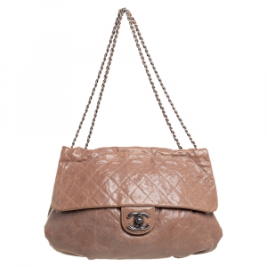 Pre Owned Chanel Brown Quilted Glazed Caviar Leather Elastic CC Maxi Flap Bag