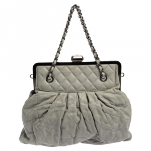 مملوكة مسبقًا Chanel Light Grey Iridescent Quilted Leather Chic Frame Bag