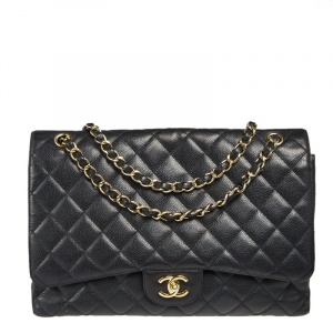 مملوكة مسبقًا Chanel Black Quilted Caviar Leather Maxi Classic Single Flap Bag