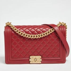 مملوكة مسبقًا Chanel Red Quilted Leather Medium Boy Flap Bag