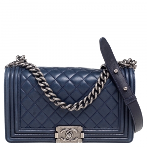 Pre Owned Chanel Blue Quilted Leather Medium Boy Bag