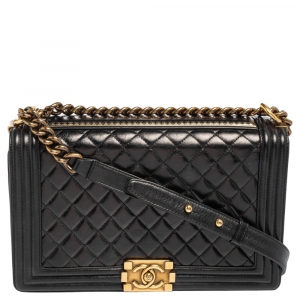 مملوكة مسبقًا Chanel Black Quilted Leather New Medium Boy Paris-Salburg Flap Bag