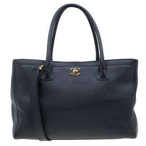 Pre Owned Chanel Black Caviar Leather Cerf Tote