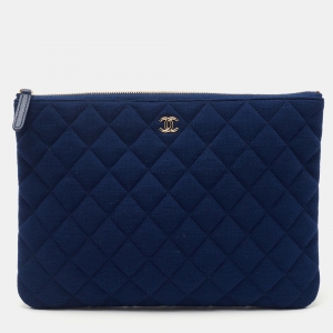 Pre Owned Chanel Blue Quilted Jersey Medium O Case Clutch