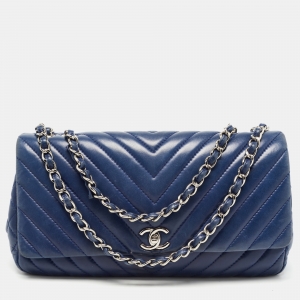 Pre Owned Chanel Blue Surpique Chevron Leather CC Flap Bag
