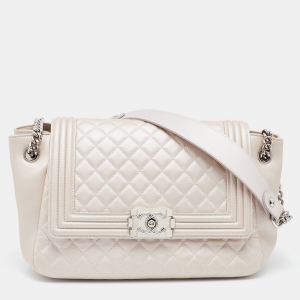 Pre Owned Chanel Pearl Beige Quilted Leather Boy Accordion Flap Bag