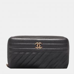 Chanel Black leather CC Zip Around Wallet