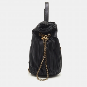 Chanel Midnight Blue Iridescent Pleats Leather CC Drawstring Backpack