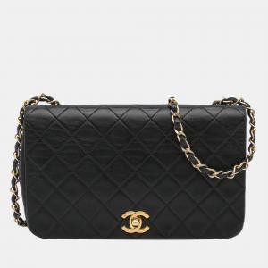 Chanel Black CC Matelasse Lambskin Flap Crossbody