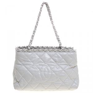 مملوكة مسبقًا Chanel Off White Quilted Glazed Leather Small Chain Me Tote
