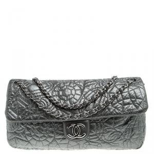 Pre Owned Chanel Grey Embossed Patent Leather Flap Bag