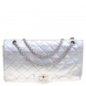 مملوكة مسبقًا Chanel Silver Quilted Leather 2.55 Reissue Flap Bag