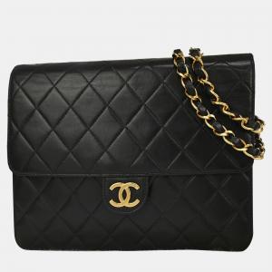Chanel Quilted Leather Medium Vintage Clutch with Chain
