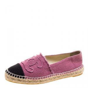 Pre Owned حذاء اسبادريل شانيل CC كانفاس وردي مقاس 39