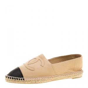 Pre Owned حذاء فلات شانيل CC بنعل اسبادريل جلد أسود وأخضر مقاس 35