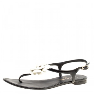 Chanel Black/White Leather Camellia Thong Sandals Size 38
