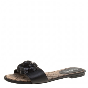 مملوكة مسبقًا Chanel Black Leather Camellia Embellished CC Flat Slides Size 38