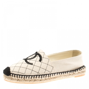 Pre Owned Chanel Beige Canvas CC Espadrilles Size 39