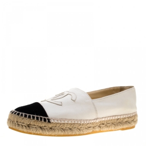 مملوكة مسبقًا Chanel White Leather And Black Canvas CC Espadrilles Size 37