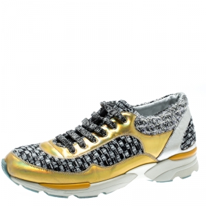 Pre Owned Chanel Monochrome Tweed And Metallic Leather Sneakers Size 40.5
