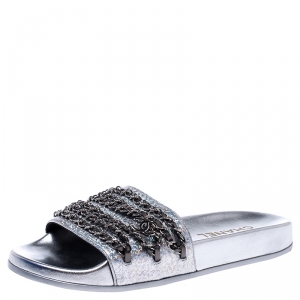 Chanel Metallic Silver Glitter Finish Leather Tropiconic Chain Detail Slide Sandals Size 38